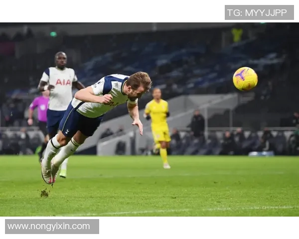 凯恩的传奇旅程：从天才少年到足球巨星的辉煌历程与成就解析